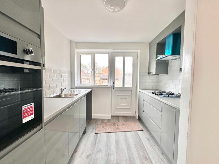 2 Bedroom Terraced House For Sale In Sixth Avenue, Bolton, Greater Manchester, BL3
