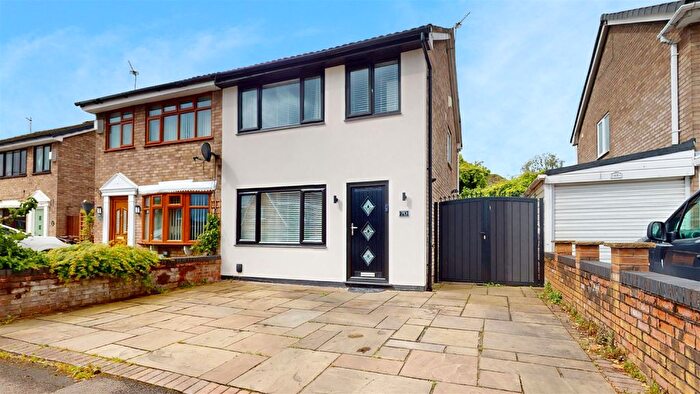 3 Bedroom Semi-detached House For Sale In Dale Crescent, Sutton Leach, St Helens, WA9