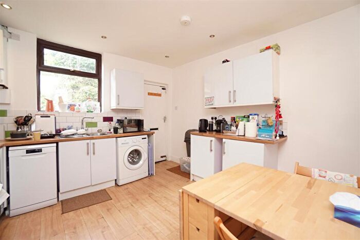 2 Bedroom Terraced House To Rent In Heavygate Road, Crookes, Sheffield, S10