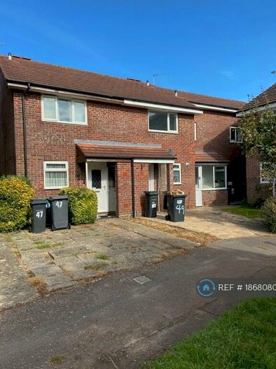 2 Bedroom Terraced House To Rent In Sway Gardens, Bournemouth, BH8