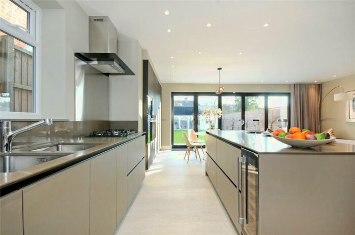 5 Bedroom House To Rent In Wessex Gardens, London, NW11