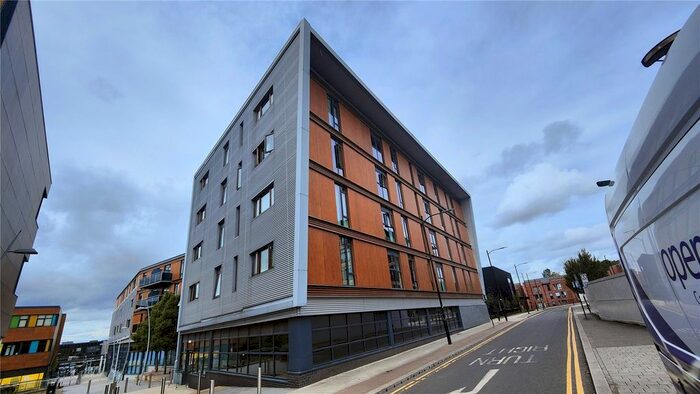 2 Bedroom Flat To Rent In Mulberry House, Burgage Square, Wakefield, West Yorkshire, WF1