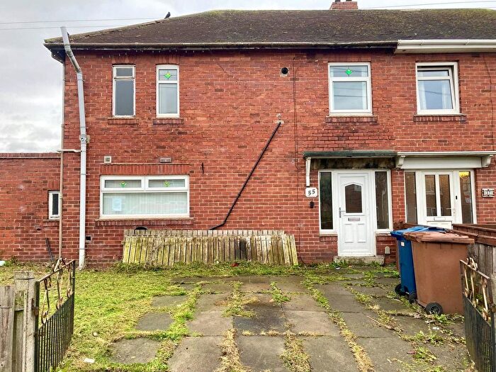 3 Bedroom Semi Detached House For Sale In Avenue Vivian, Houghton Le Spring, Tyne And Wear, DH4