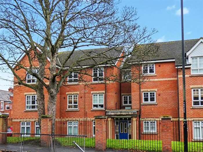 2 Bedroom Apartment For Sale In Haswell Gardens, North Shields, NE30