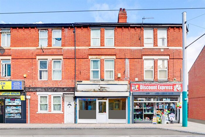 2 Bedroom Flat For Sale In Radford Road, Nottingham, NG7