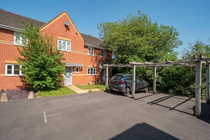2 Bedroom Terraced House For Sale In Beckett Road, Andover, SP10