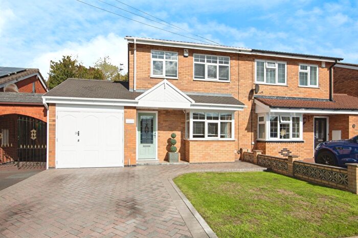 2 Bedroom Semi Detached House For Sale In Brookfield Way, Tipton, DY4