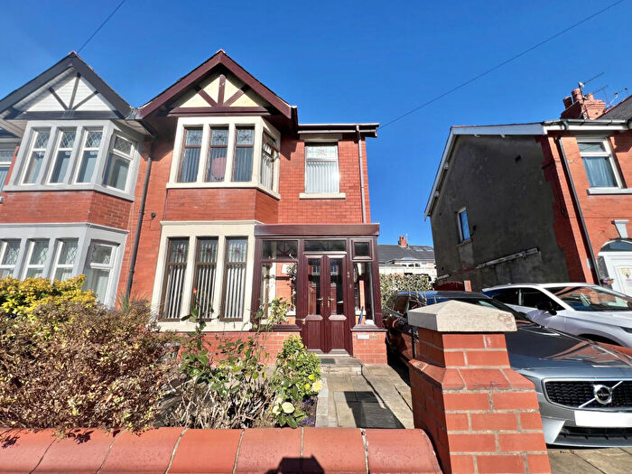 3 Bedroom Semi-Detached House For Sale In Glastonbury Avenue, Blackpool, FY1
