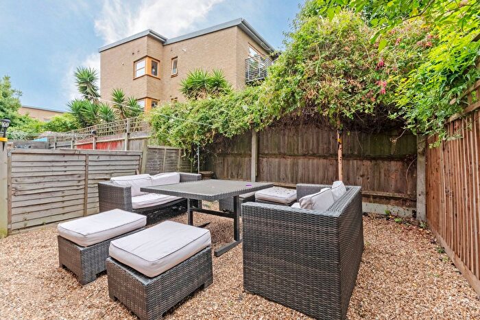 5 Bedroom Detached House To Rent In Kitcat Terrace, Bow, E3