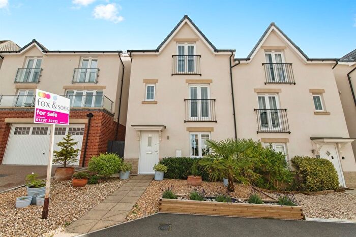 4 Bedroom Semi-Detached House For Sale In Cloakham Drive, Axminster, EX13