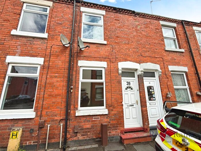 2 Bedroom Terraced House To Rent In Stubbs Gate, Newcastle, Staffordshire, ST5