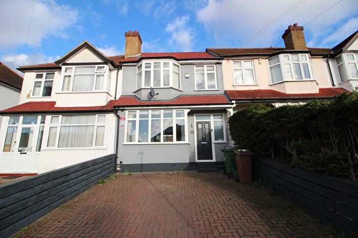 3 Bedroom Terraced House To Rent In Braemar Road, Worcester Park, KT4