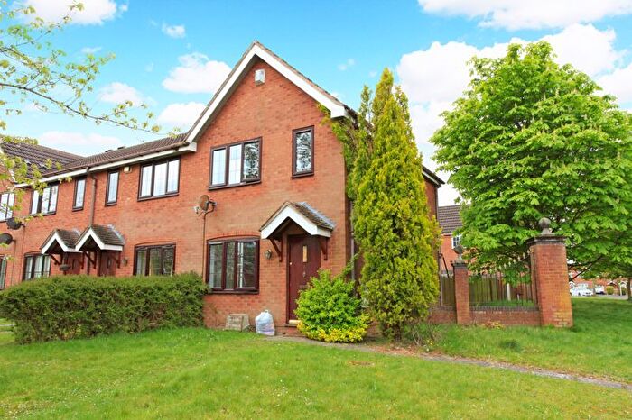 2 Bedroom End Of Terrace House For Sale In Squirrel Meadow, Telford, TF5