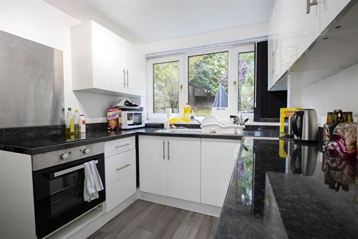 3 Bedroom House To Rent In Reservoir Road, Selly Oak, Birmingham, West Midlands, B29