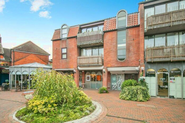 2 Bedroom Apartment To Rent In Gobbitts Yard, Woodbridge, IP12