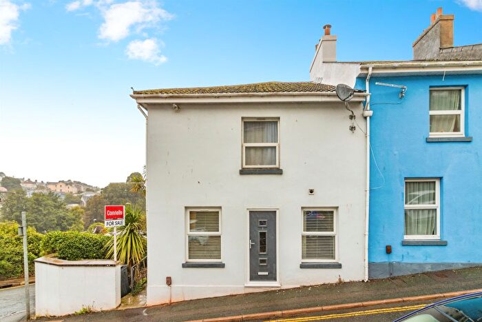 1 Bedroom Flat For Sale In Cavern Road, Torquay, TQ1