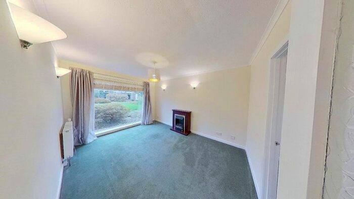 2 Bedroom Flat To Rent In Craigs Park, Edinburgh, EH12