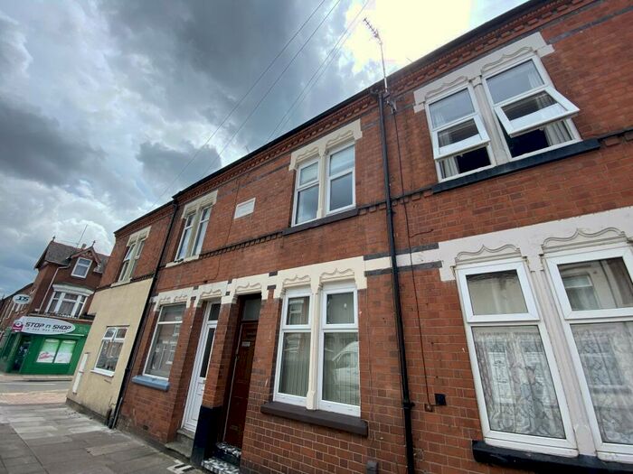 2 Bedroom House To Rent In Beatrice Road, Leicester, LE3