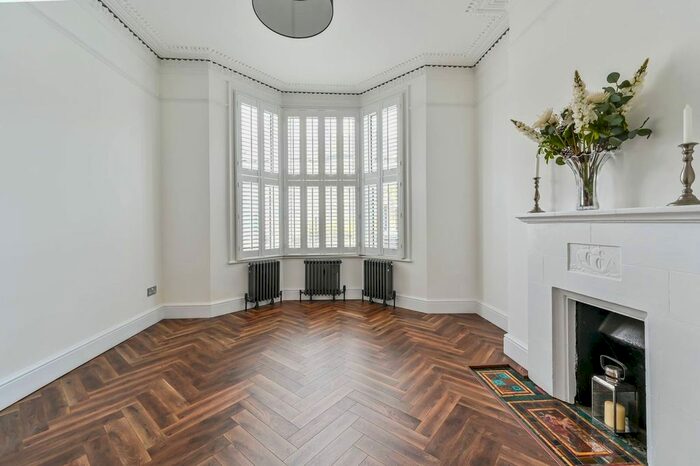 4 Bedroom Terraced House To Rent In Fairmount St, Brixton, London, SW2