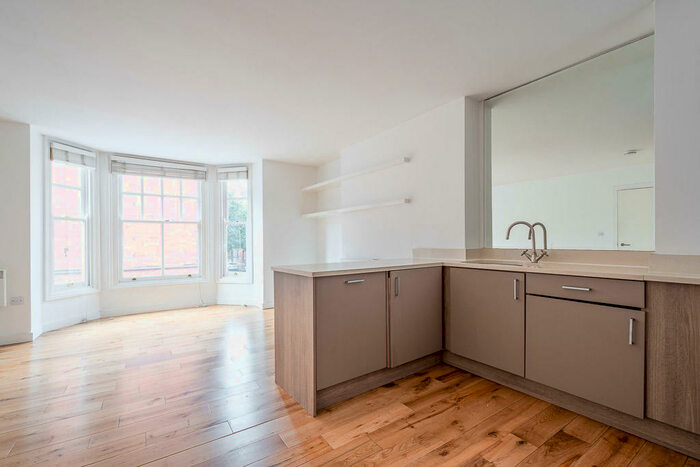 2 Bedroom Apartment To Rent In Old Nichol Street, Bethnal Green, London, E2