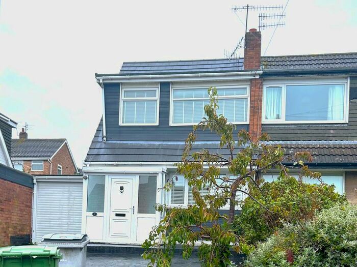 3 Bedroom Semi-Detached House To Rent In Pleasington Close, Prenton, Birkenhead, CH43