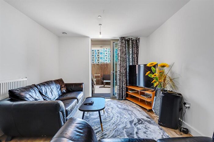 2 Bedroom Apartment For Sale In Sienna Alto, Lewisham, SE13