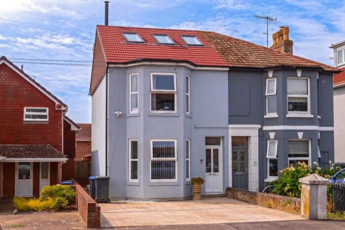 4 Bedroom Semi-Detached House For Sale In Penhill Road, Lancing, BN15