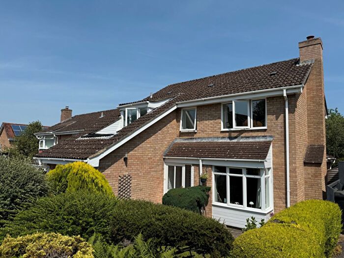4 Bedroom Detached House For Sale In Priory Green, Highworth, Swindon, SN6