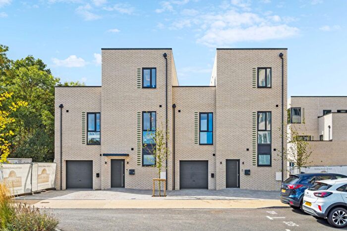 5 Bedroom Terraced House To Rent In Aquilla Row, Great Warley, CM13