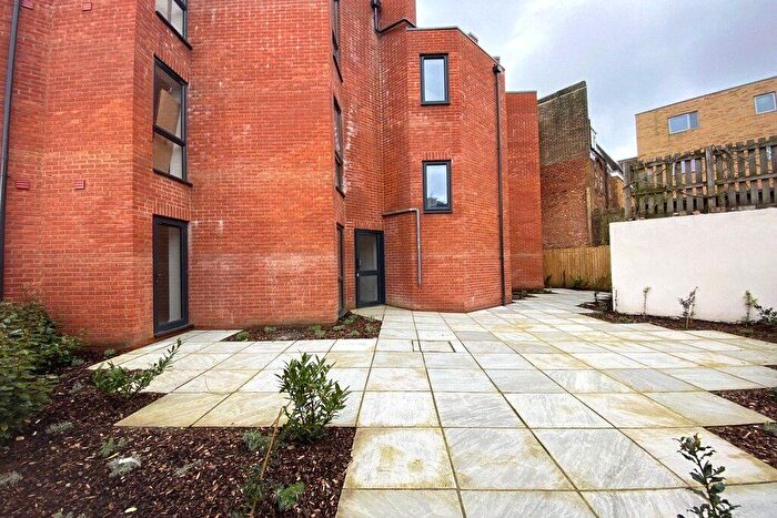 2 Bedroom Flat For Sale In Unit, Padwell Place, Asylum Road, Southampton, Hampshire, SO15