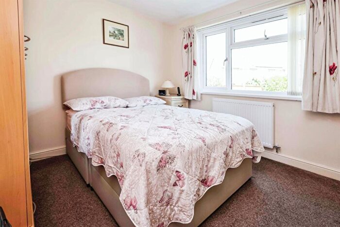 2 Bedroom Detached Bungalow For Sale In Regis Heath Road, Rowley Regis, B65