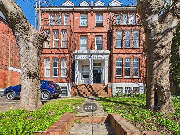 1 Bedroom Flat To Rent In Dyke Road Mansions, - Dyke Road, Brighton, BN1