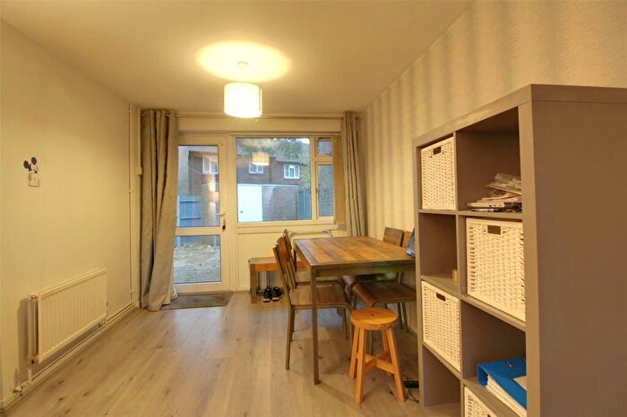 3 Bedroom End Of Terrace House For Sale In Carmarthen Close, Farnborough, Hampshire, GU14