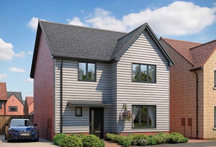 4 Bedroom Detached House For Sale In Lawrence Avenue, Shrivenham, SN6