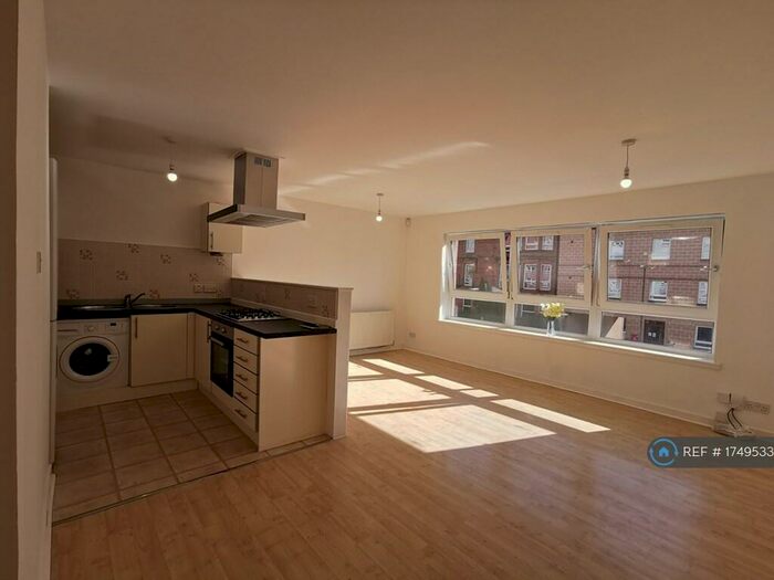 2 Bedroom Flat To Rent In Finlay Drive, Glasgow, G31