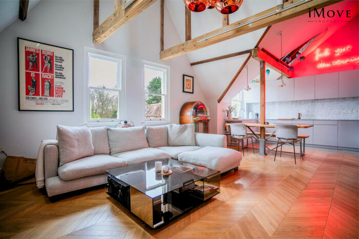 3 Bedroom Flat To Rent In Crystal Palace Park Road, London, SE26