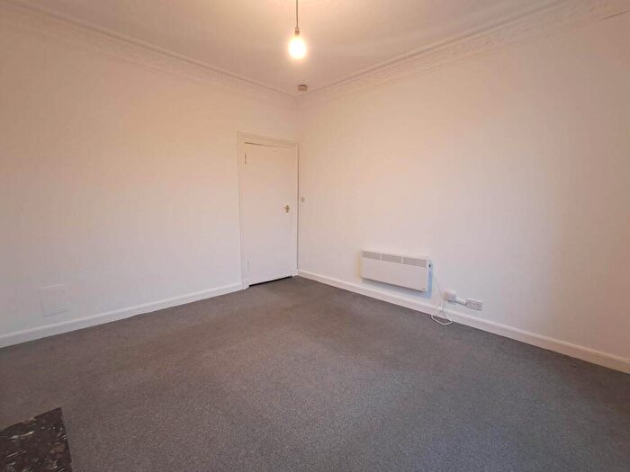 1 Bedroom Flat To Rent In Caledonia Street, Renfrewshire, PA3