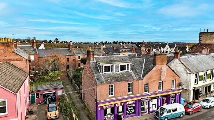 3 Bedroom Maisonette For Sale In Leighton Square, Alyth, Blairgowrie, PH11