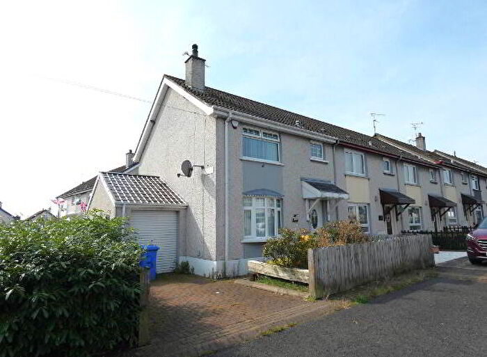 3 Bedroom End TownHouse For Sale In Hamilton Park, Ballymoney, BT53