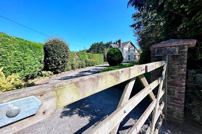 4 Bedroom Detached House For Sale In Headborough Road, Ashburton, Newton Abbot, TQ13