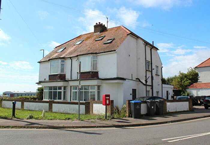 3 Bedroom Maisonette For Sale In The Gardens, Southwick, Brighton, West Sussex, BN42