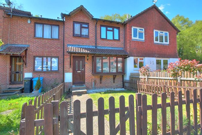 3 Bedroom Terraced House For Sale In Larch Close, Poole, BH17