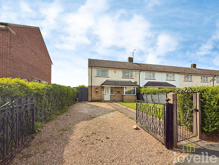 3 Bedroom Terraced House To Rent In Heapham Crescent, Gainsborough, DN21