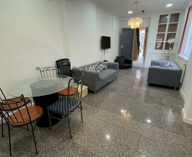 6 Bedroom Terraced House To Rent In Mackintosh Place, Cardiff, CF24