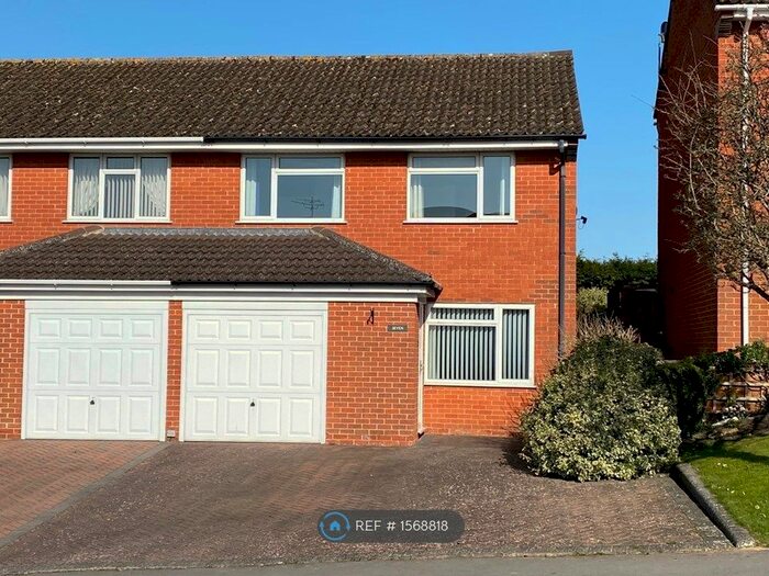 3 Bedroom Semi-Detached House To Rent In Pine Tree Avenue, Yeovil, BA20