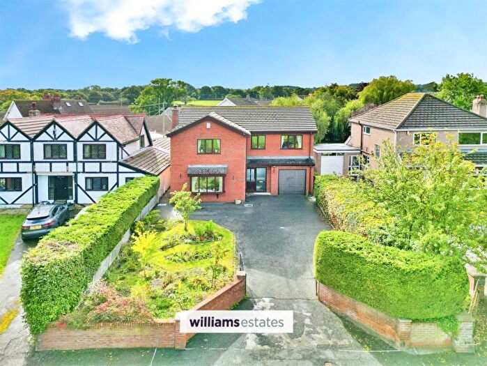 4 Bedroom Detached House For Sale In Allt Goch, St. Asaph, LL17