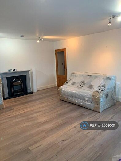 2 Bedroom Bungalow To Rent In Country View, Denholme, Bradford, BD13