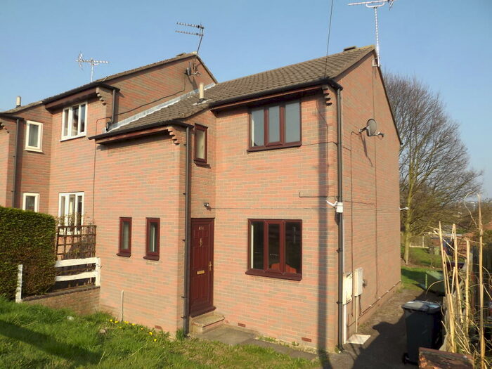 3 Bedroom Semi-Detached House To Rent In Cemetery Road, Danesmoor, S45