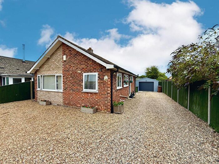 3 Bedroom Detached Bungalow For Sale In St Nicholas Way, Potter Heigham, NR29
