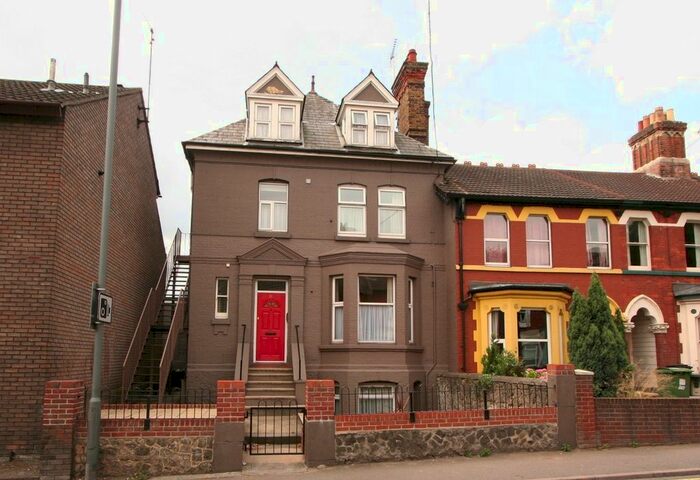 1 Bedroom Flat To Rent In Tonbridge Road, Maidstone ME16